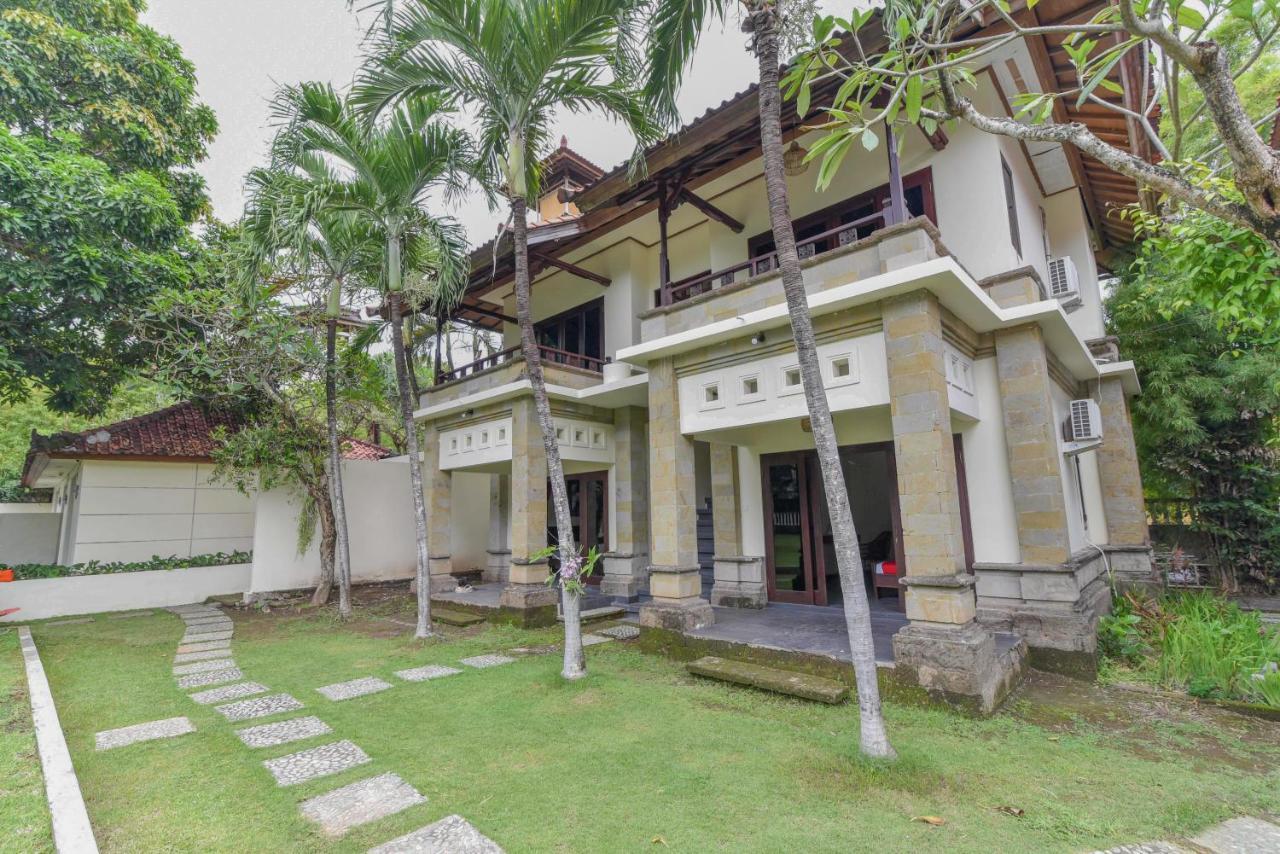 Reddoorz Plus Near Seminyak Square Denpasar  Exterior photo
